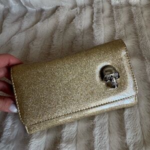 Lux de Ville champagne vinyl wallet